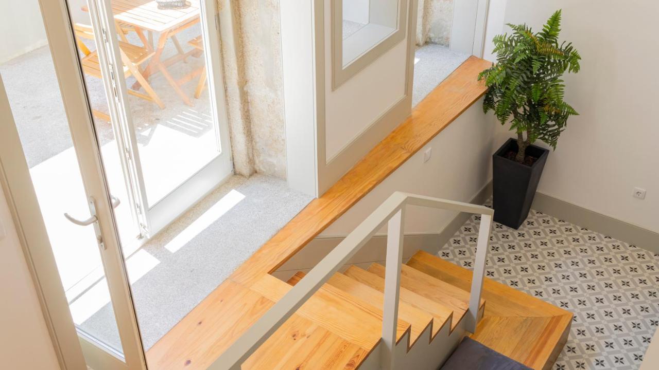Central Stunning Duplex W/ Patio By Lovelystay Porto Ngoại thất bức ảnh